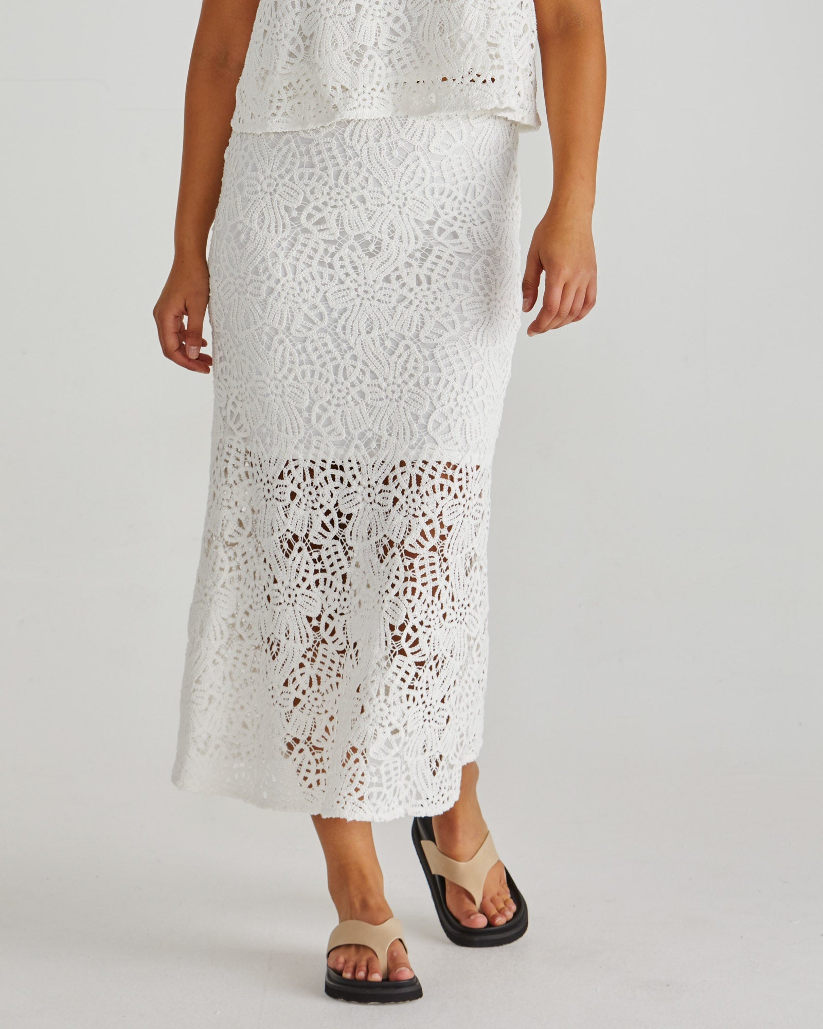 SASS KAI CROCHET LACE SKIRT - WHITE