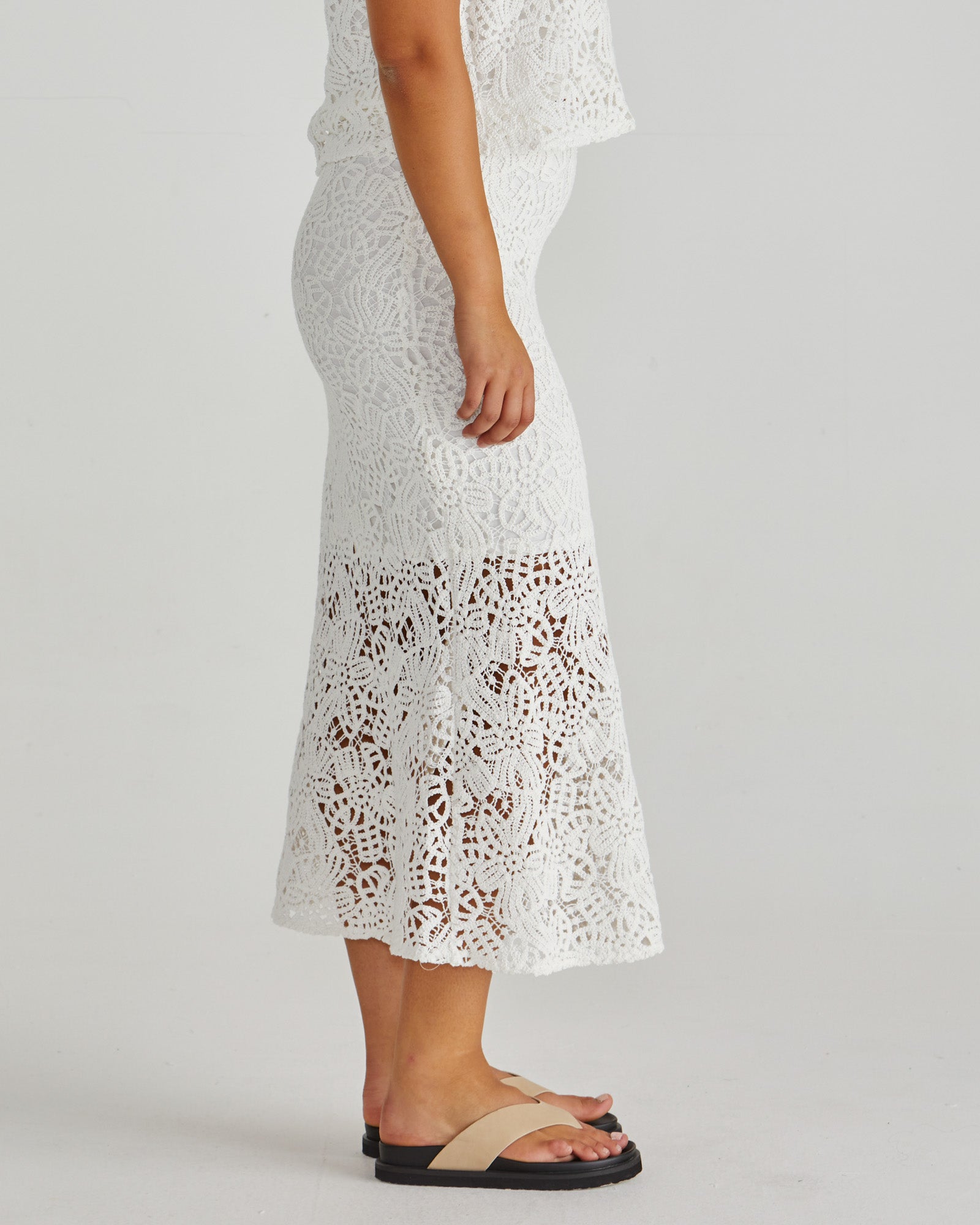 SASS KAI CROCHET LACE SKIRT - WHITE