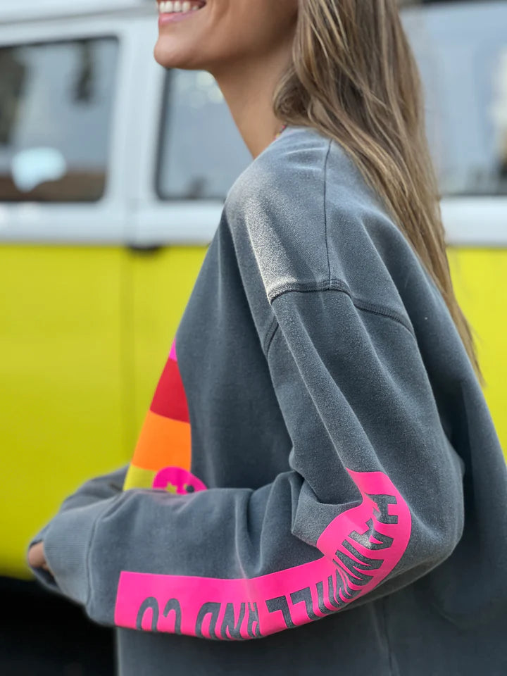 HAMMILL + CO VINTAGE HEART SWEAT - CHARCOAL