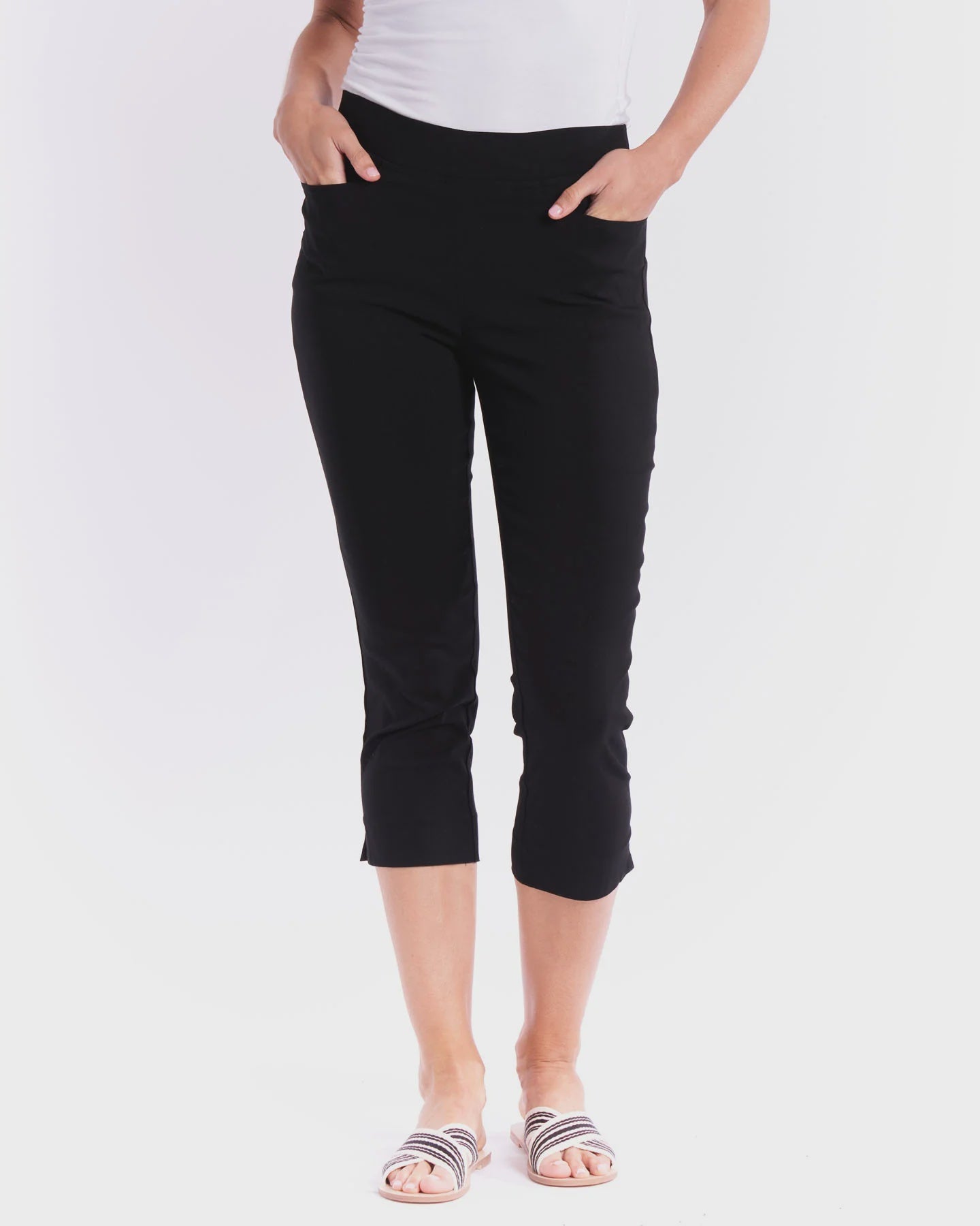 BETTY BASICS CROPPED BENGALINE PANT - BLACK