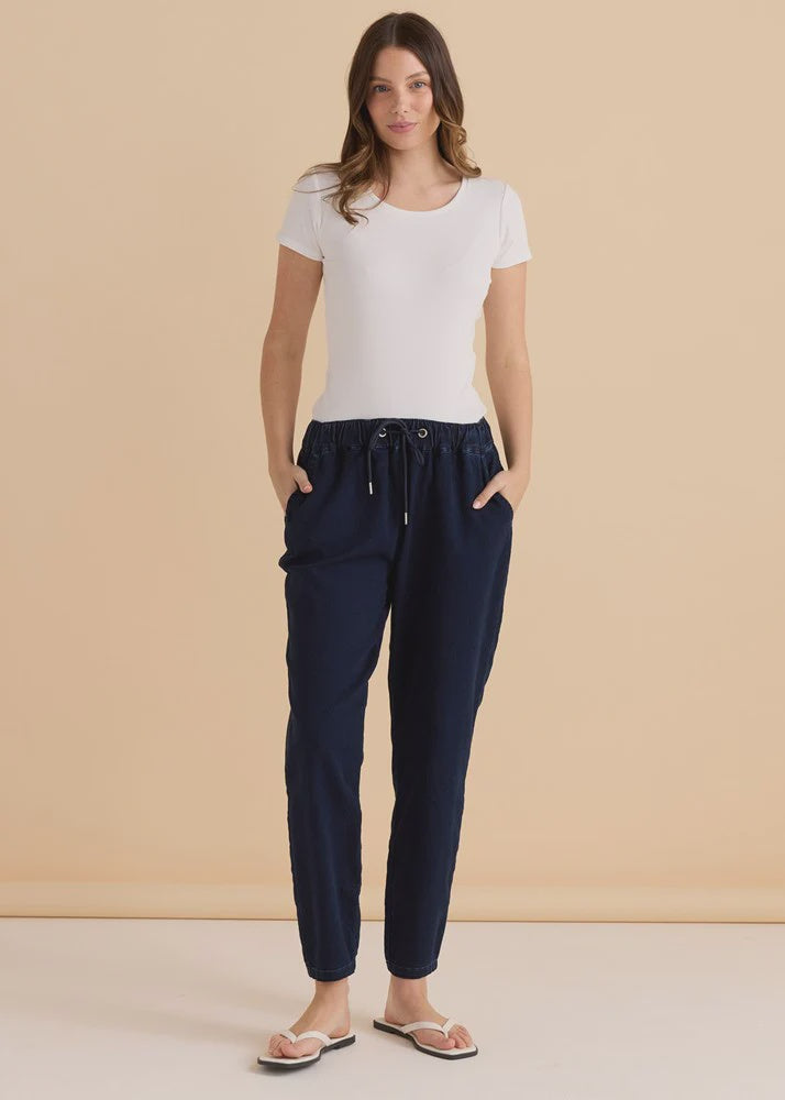 BETTY BASICS BROOKS JEAN - DARK BLUE WASH WERE $99.99 <<<SALE>>>>>