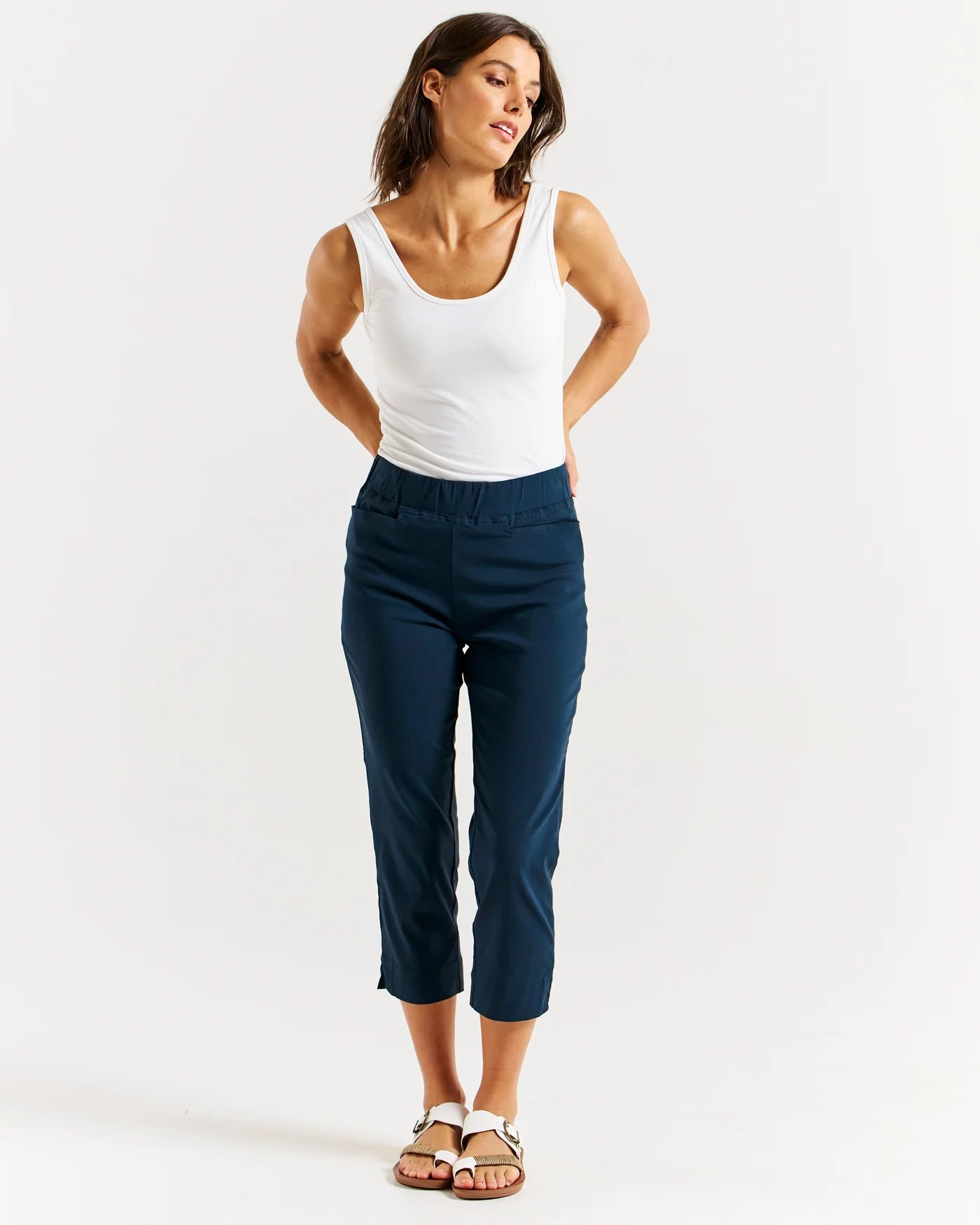 BETTY BASICS CROP BENGALINE PANT - NAVY