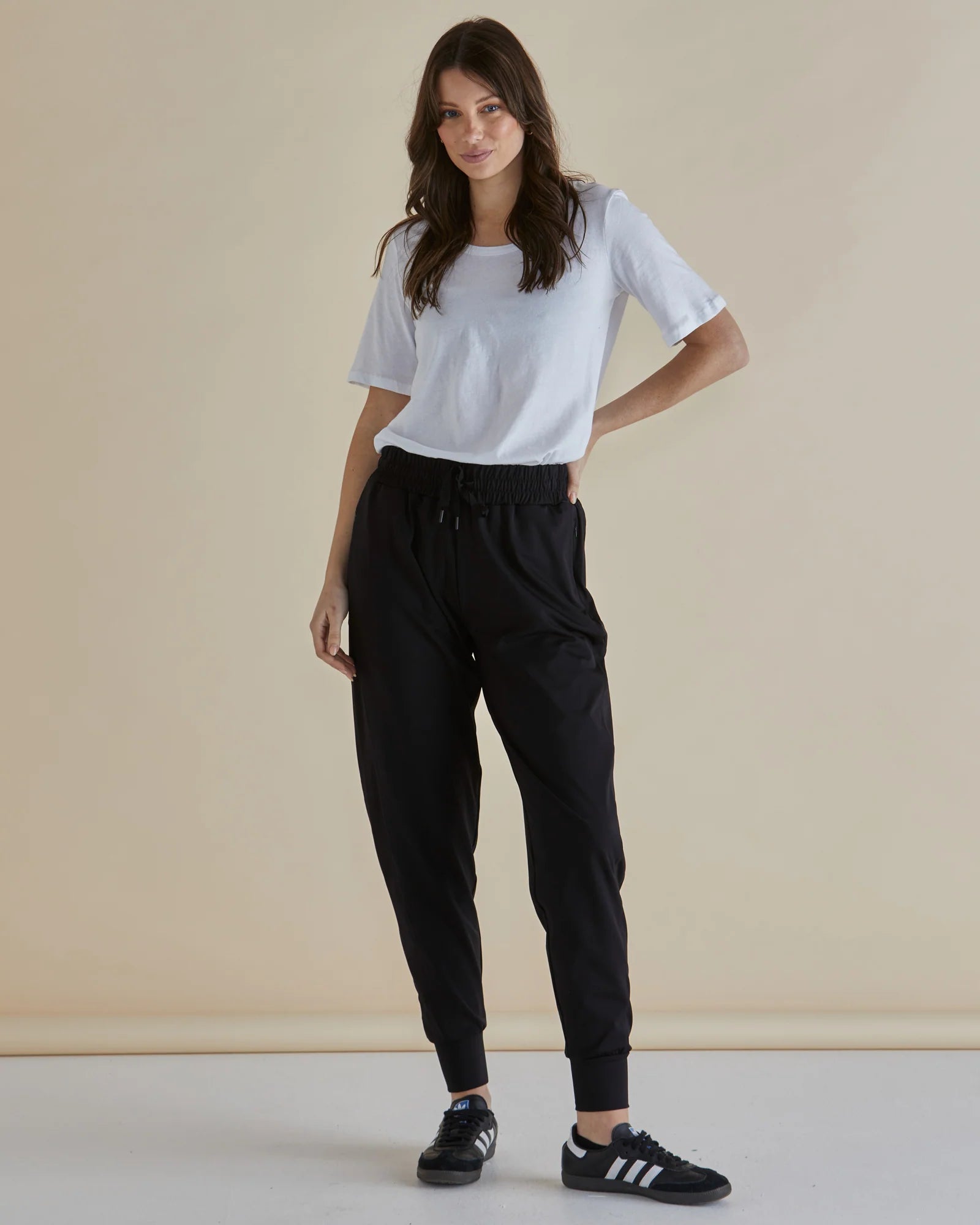 BETTY BASICS CARA TRAVEL JOGGER