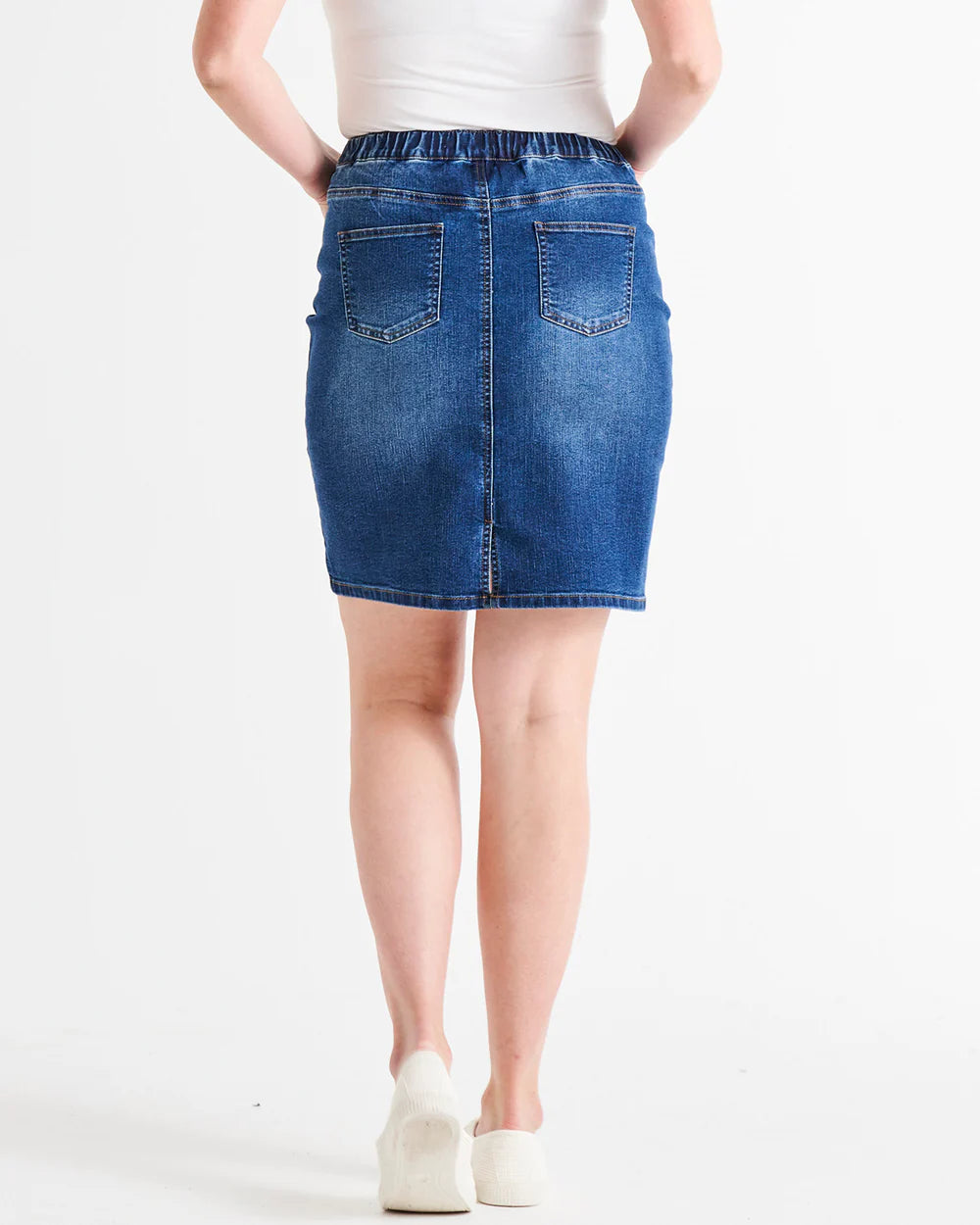 BETTY BASICS NALA DENIM SKIRT