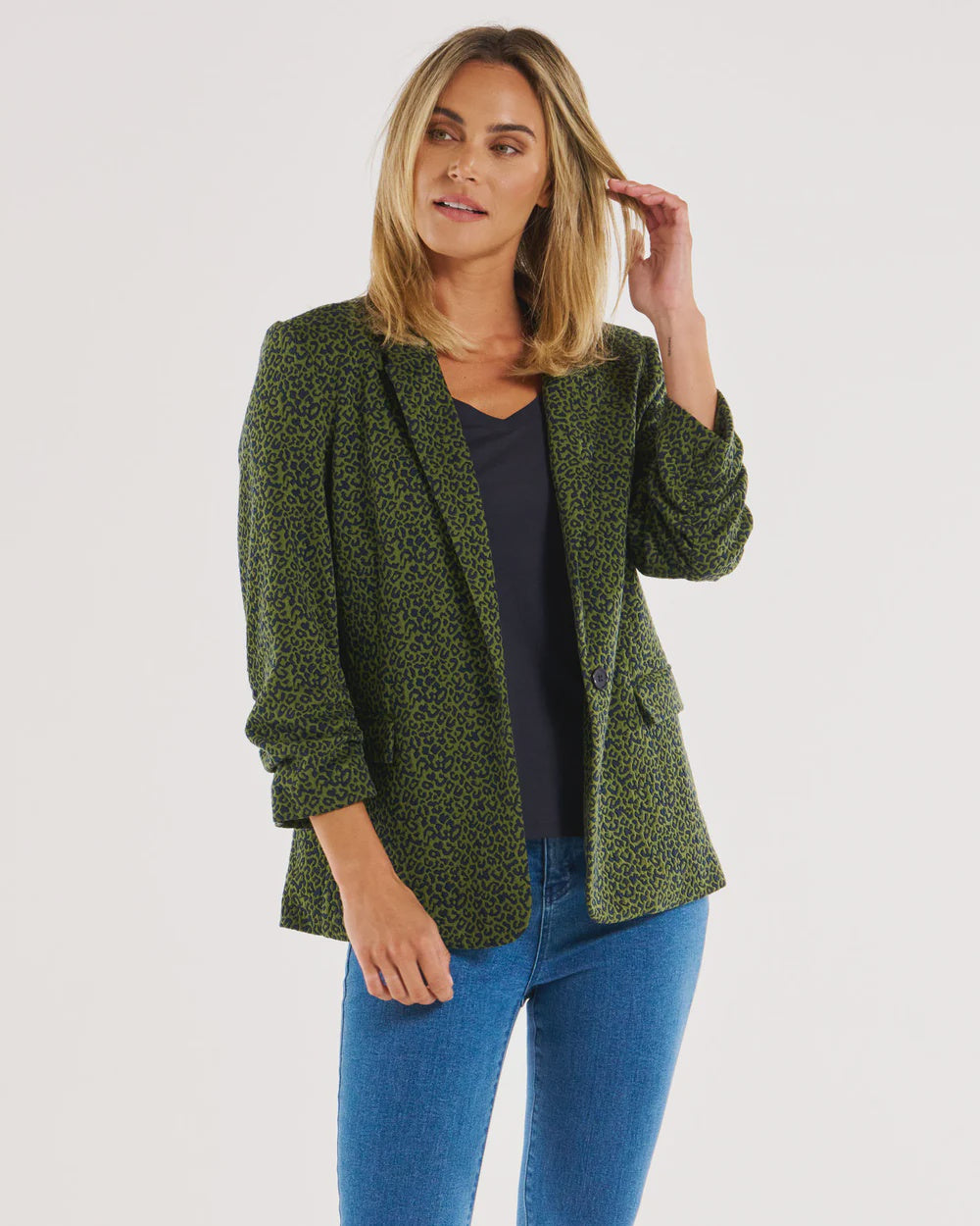 BETTY BASICS LEOPARD JACQUARD BLAZER - GREEN LEOPARD