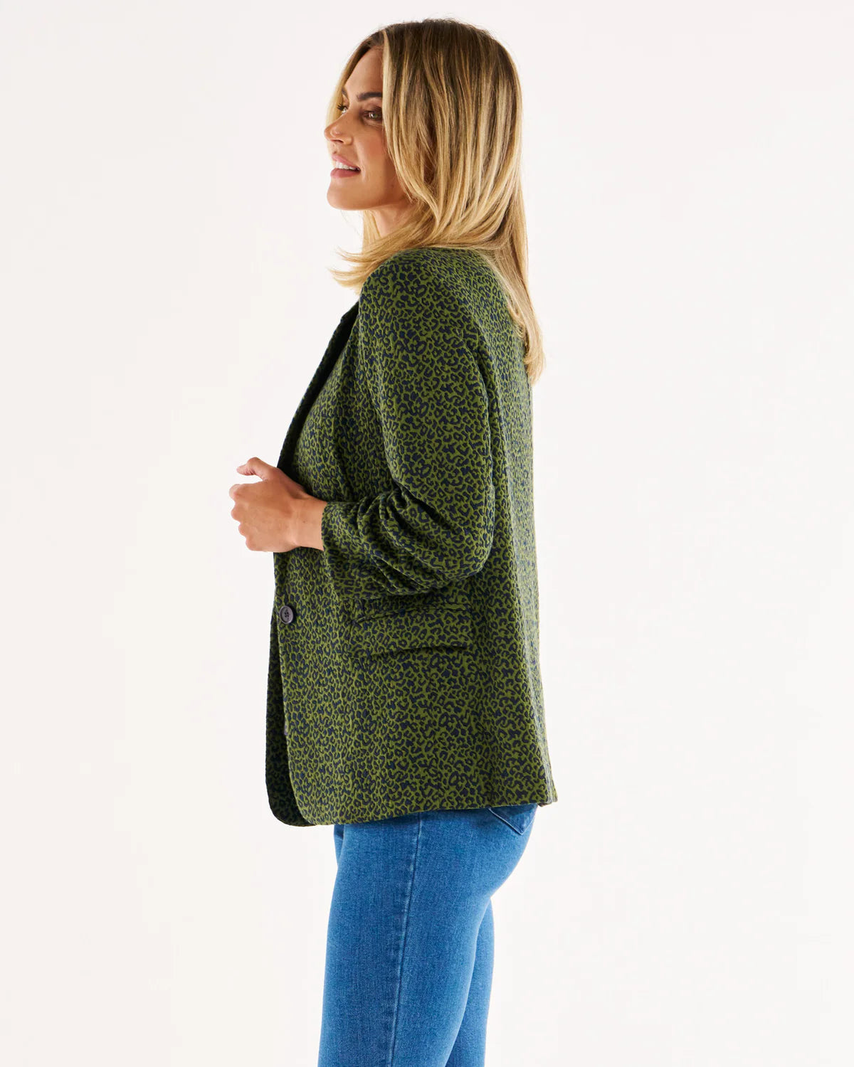 BETTY BASICS LEOPARD JACQUARD BLAZER - GREEN LEOPARD