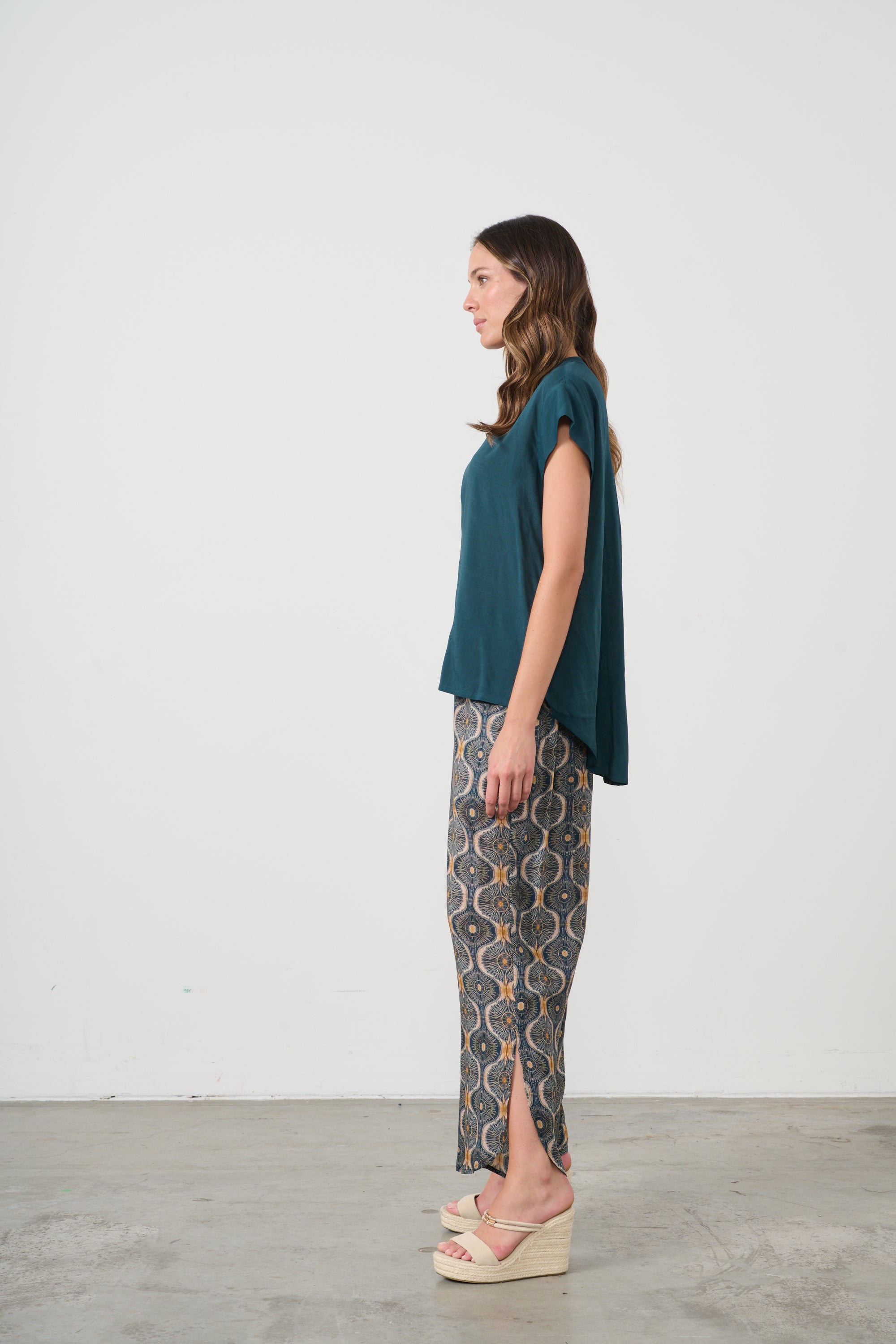 CAJU SCOOP BACK BLOUSE - PETROL