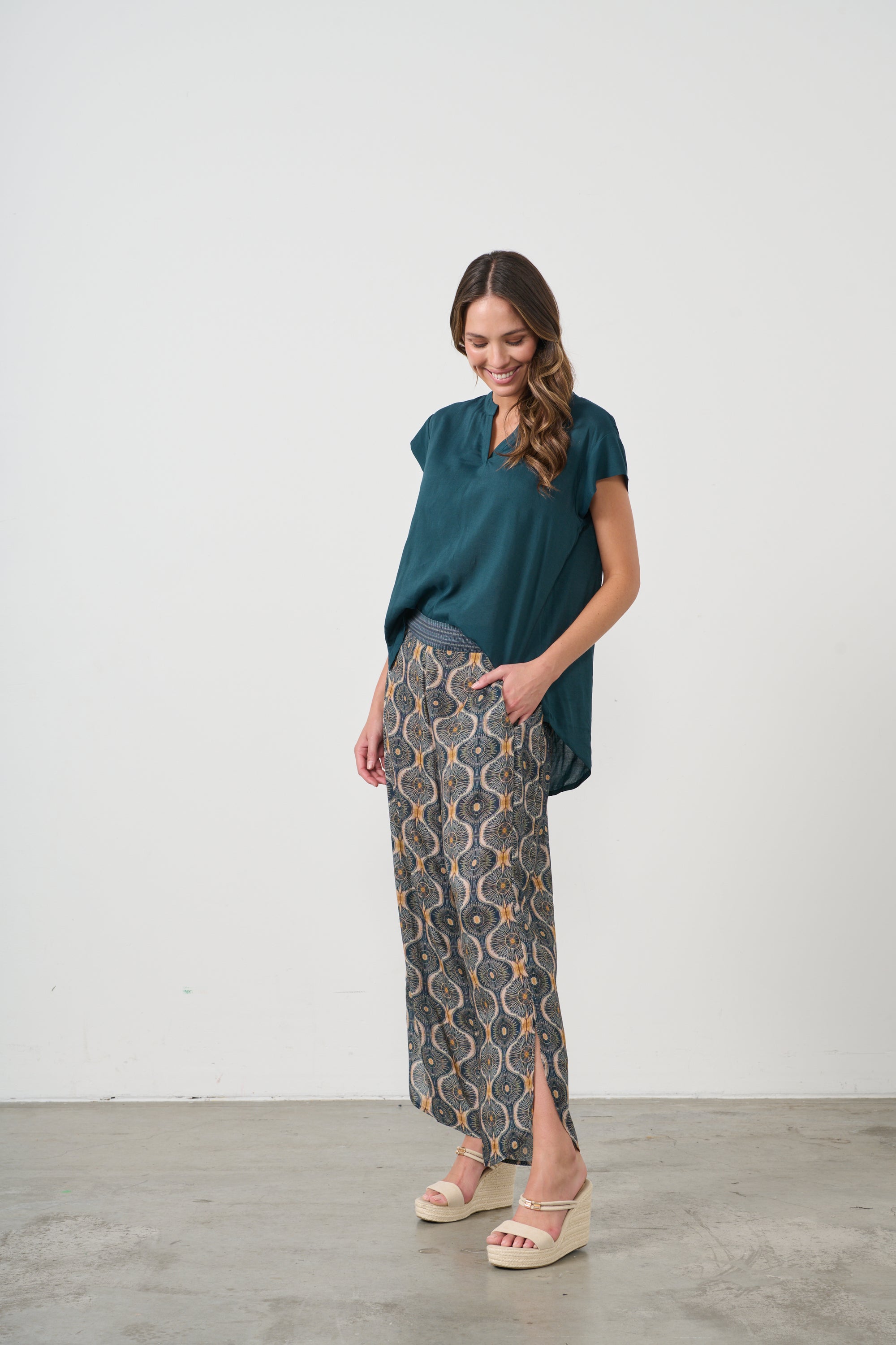 CAJU SCOOP BACK BLOUSE - PETROL