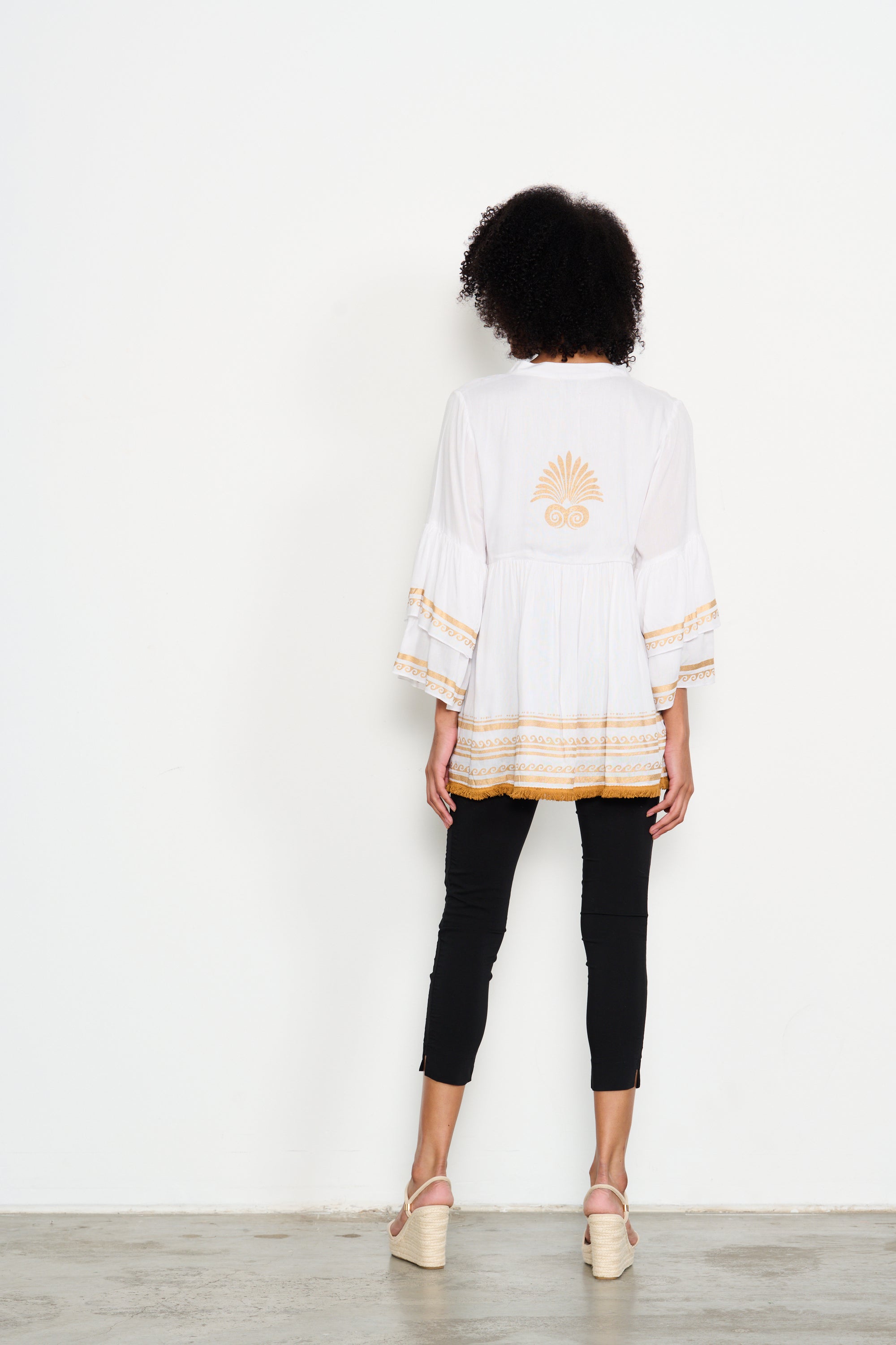 CAJU WHITE/GOLD TIERED HEM TUNIC