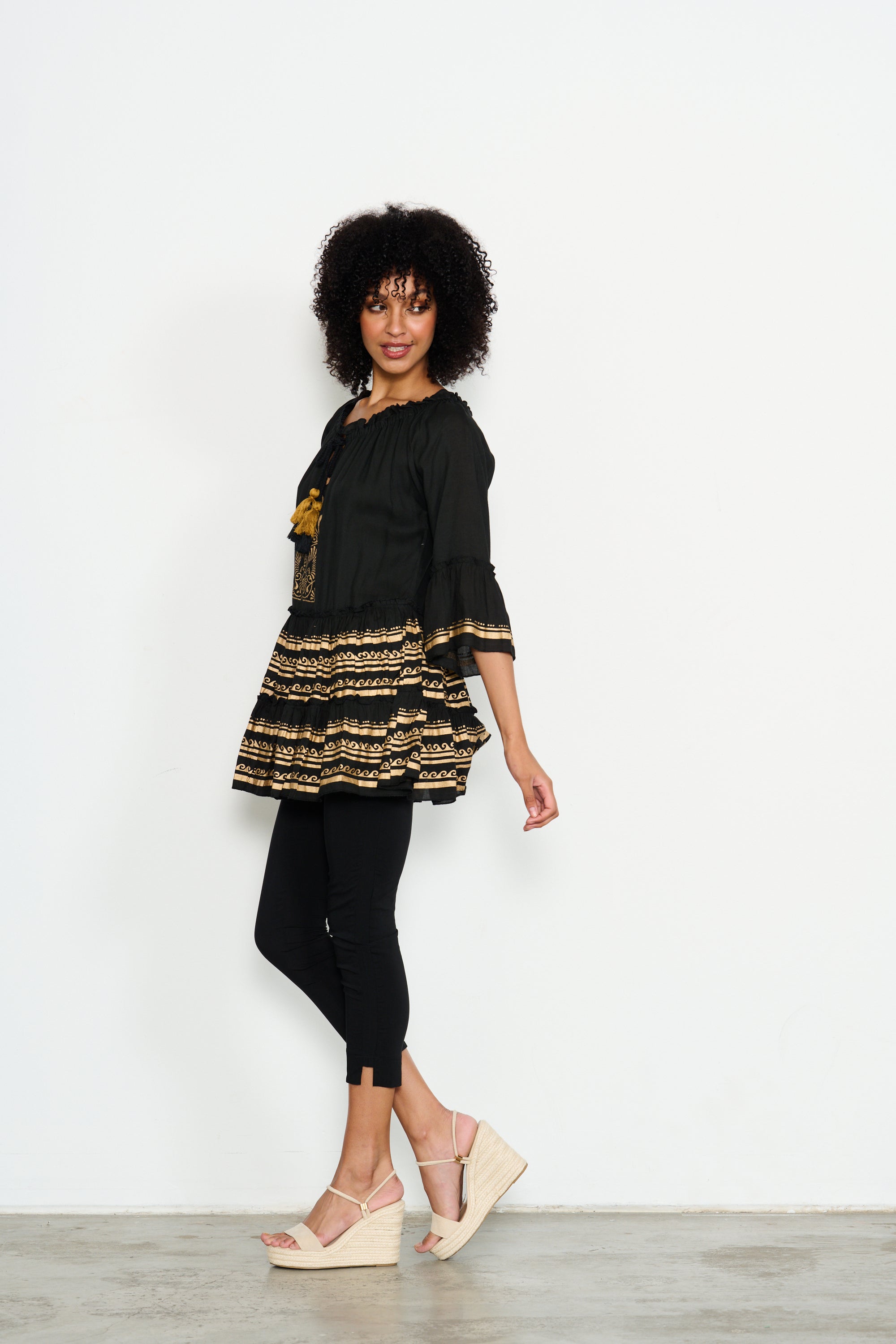 CAJU BLACK/GOLD TIERED HEM TUNIC