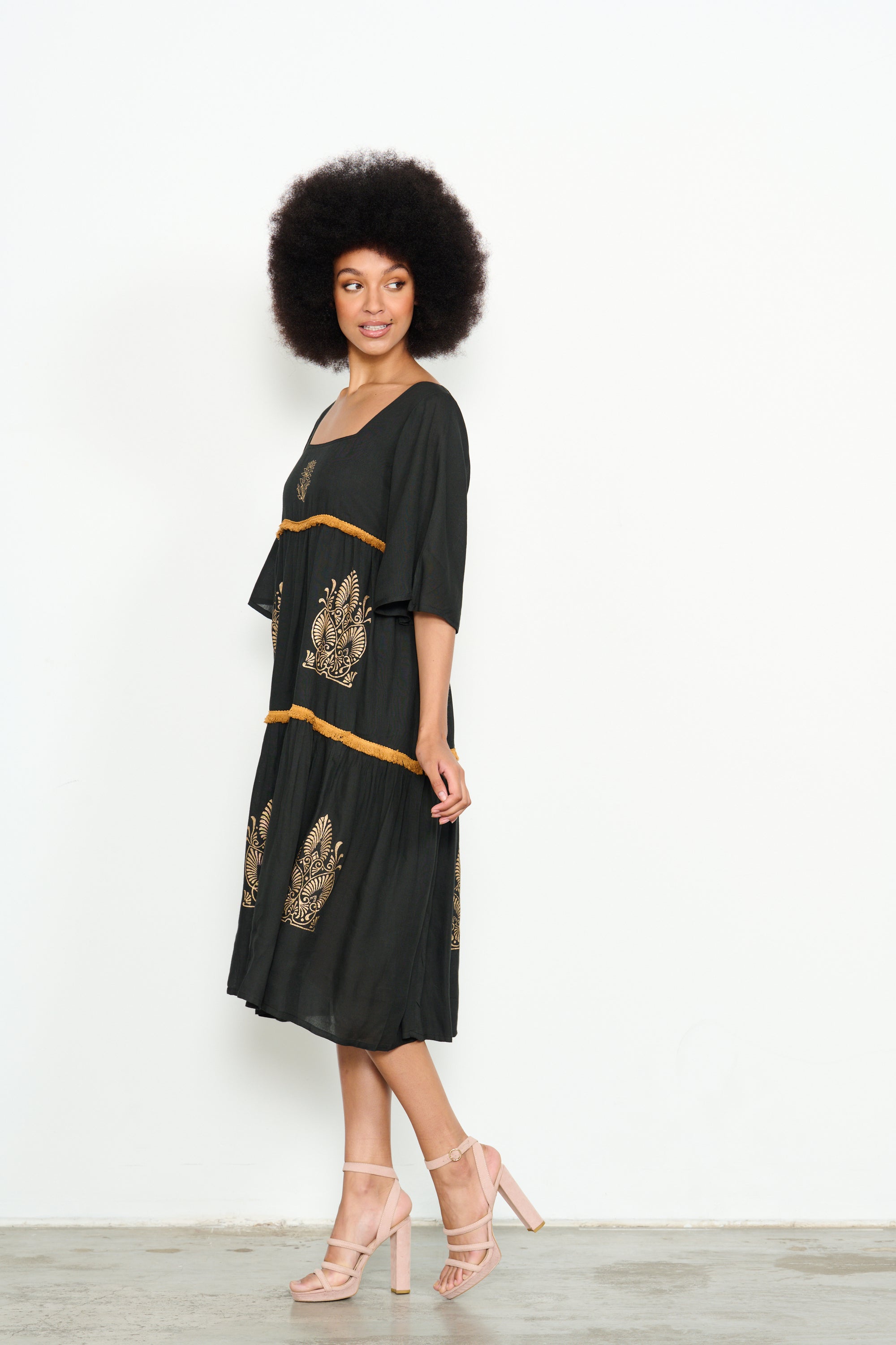 CAJU BLACK/GOLD SQUARE NECK DRESS