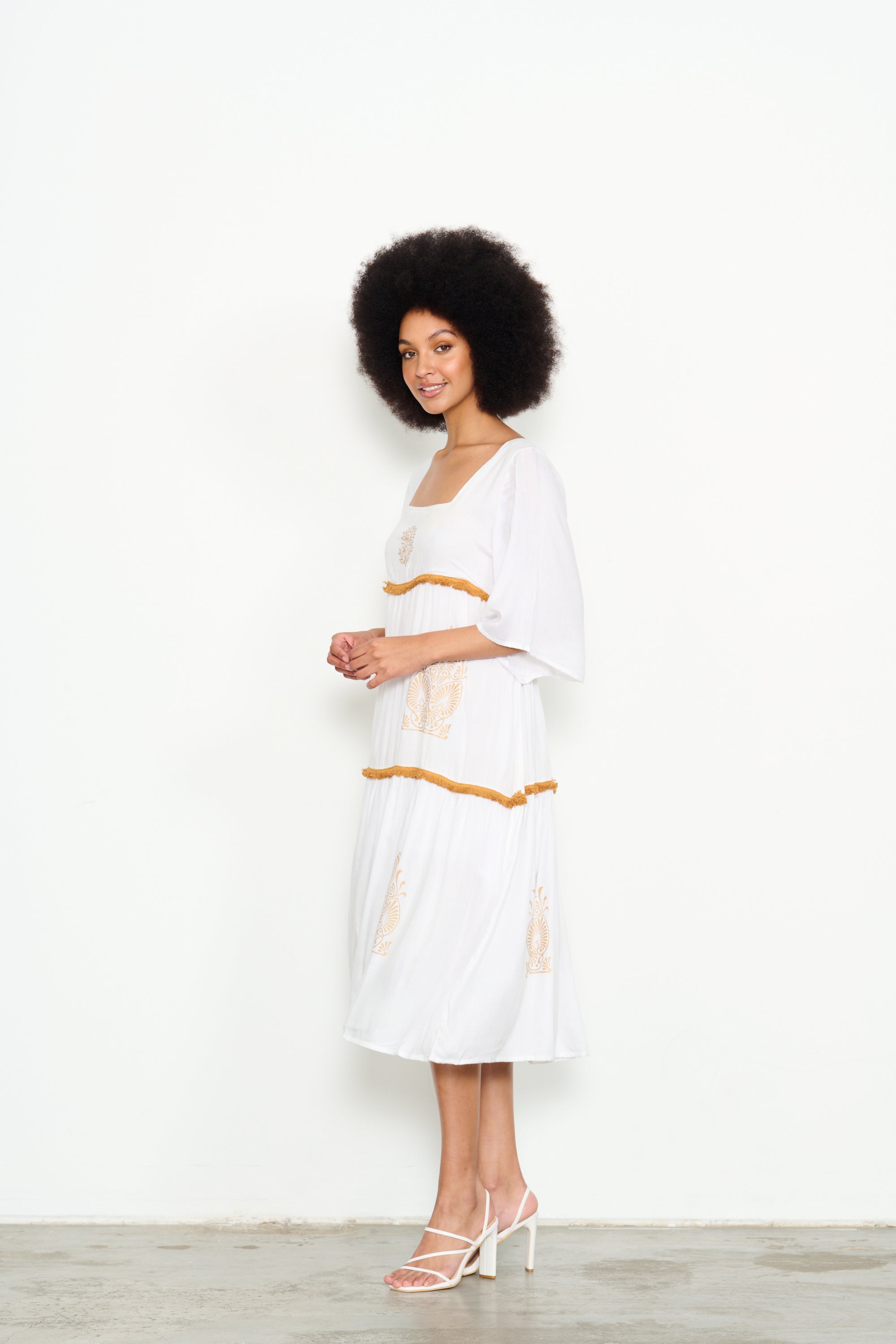 CAJU WHITE/GOLD SQUARE NECK DRESS