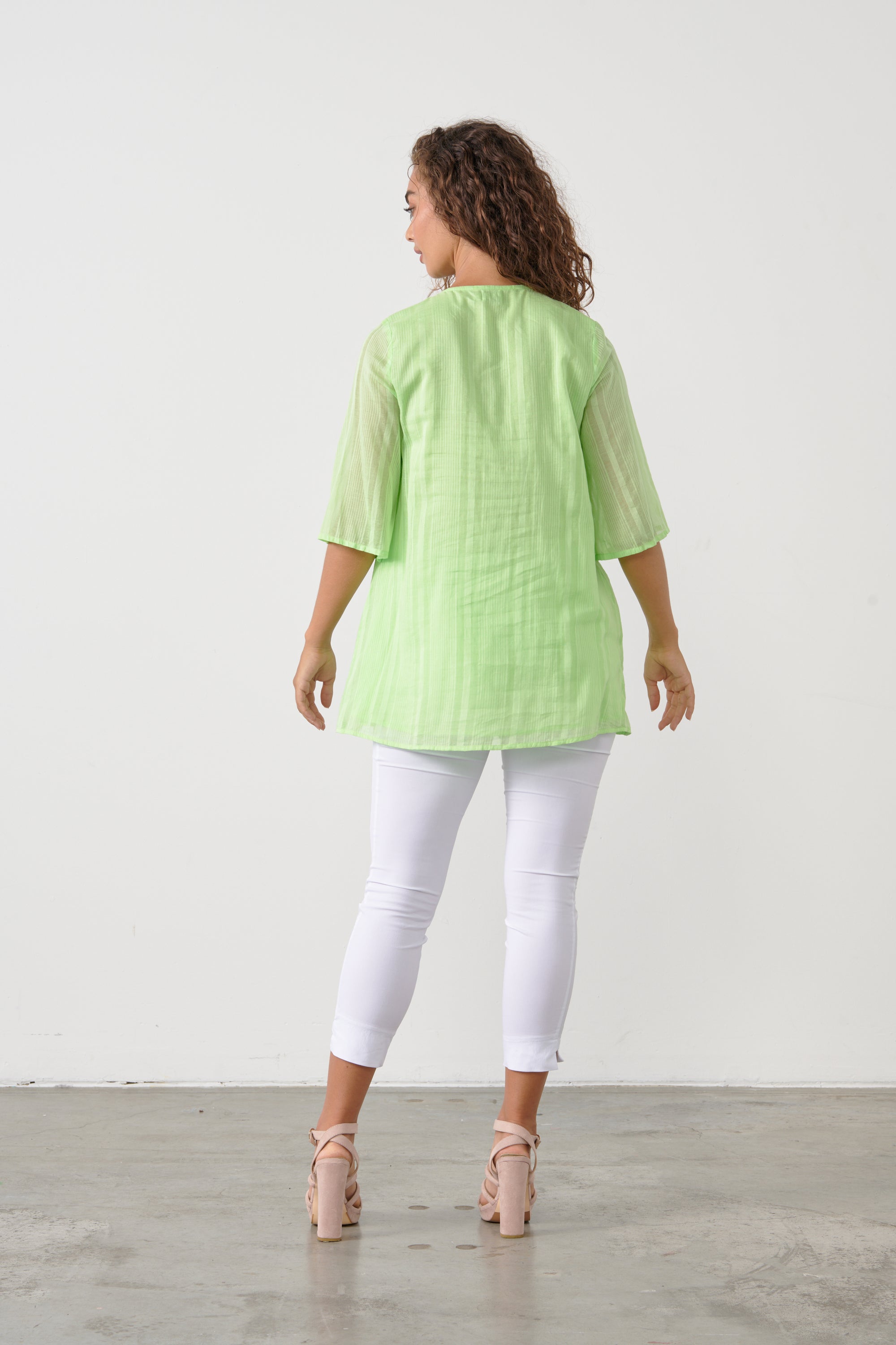 COTTON SMOCKED BEADED TOP - LIME