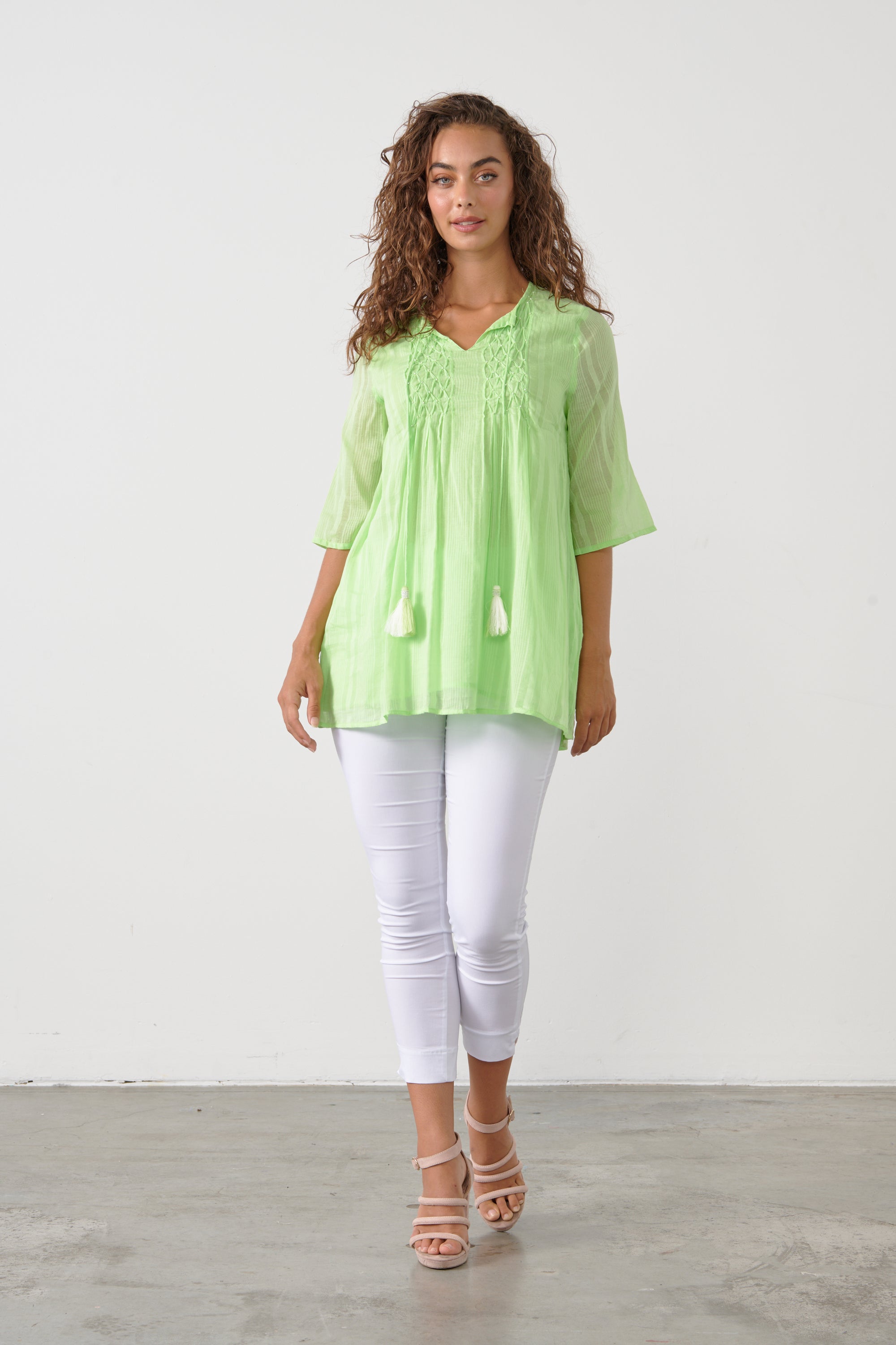 COTTON SMOCKED BEADED TOP - LIME