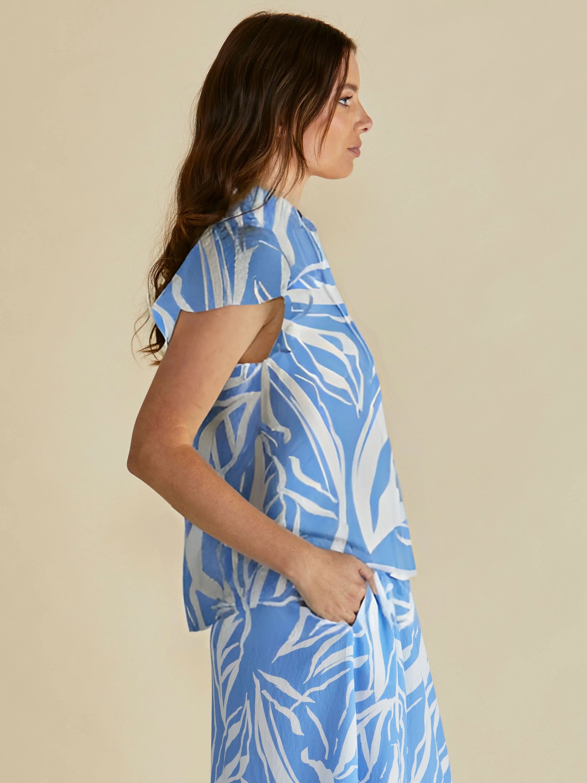 BETTY BASICS LYRA BLOUSE - BLUE ABSTRACT PRINT WAS $79.99 <<<<SALE>>>>