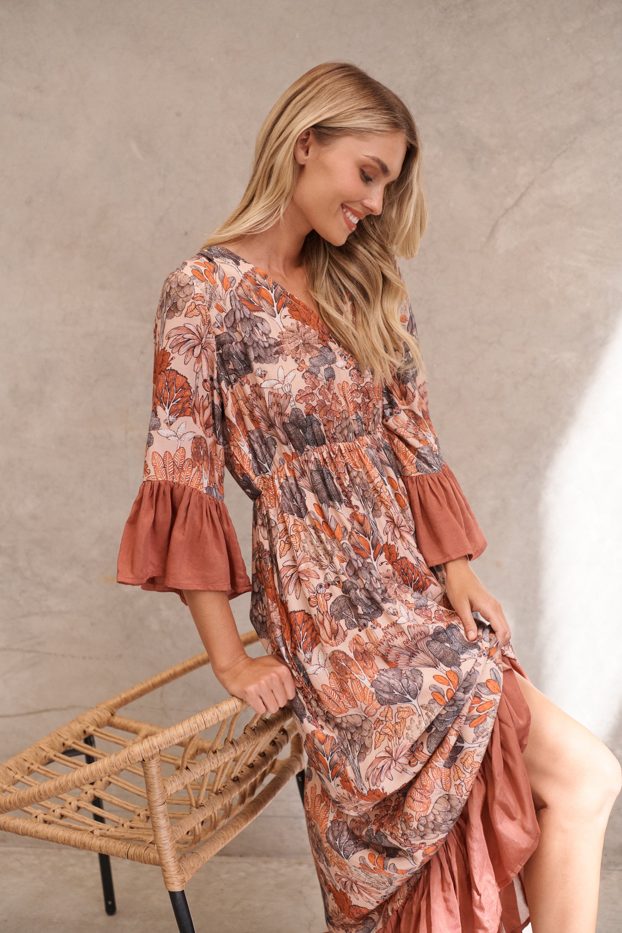 HOLMES & FALLON NATIVE TREE DRESS