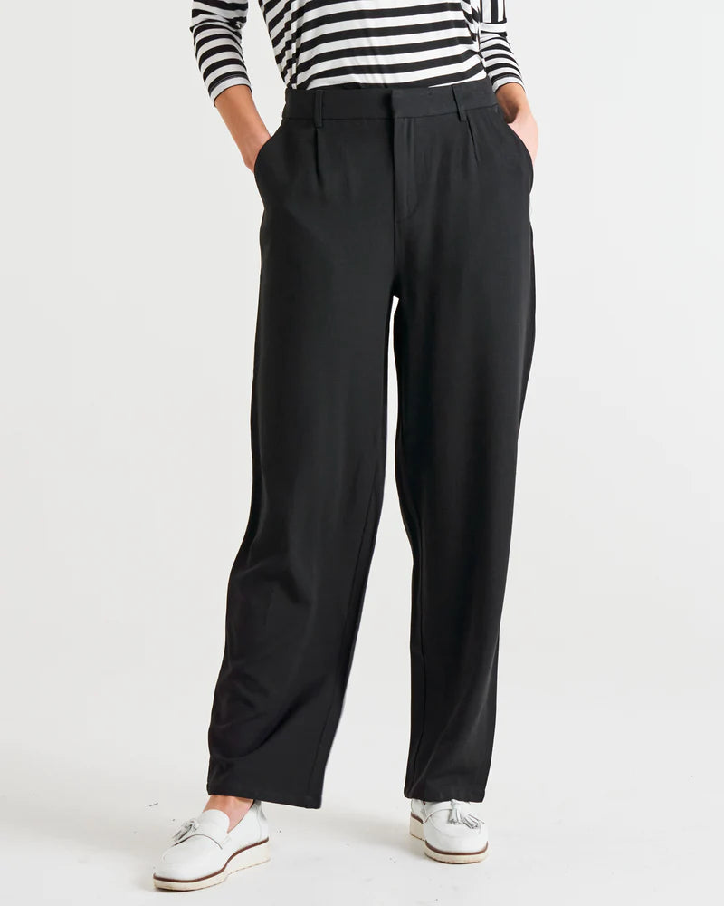 BETTY BASICS PAMELA PANT -