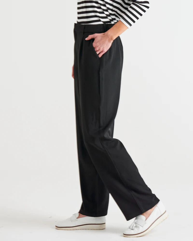 BETTY BASICS PAMELA PANT -