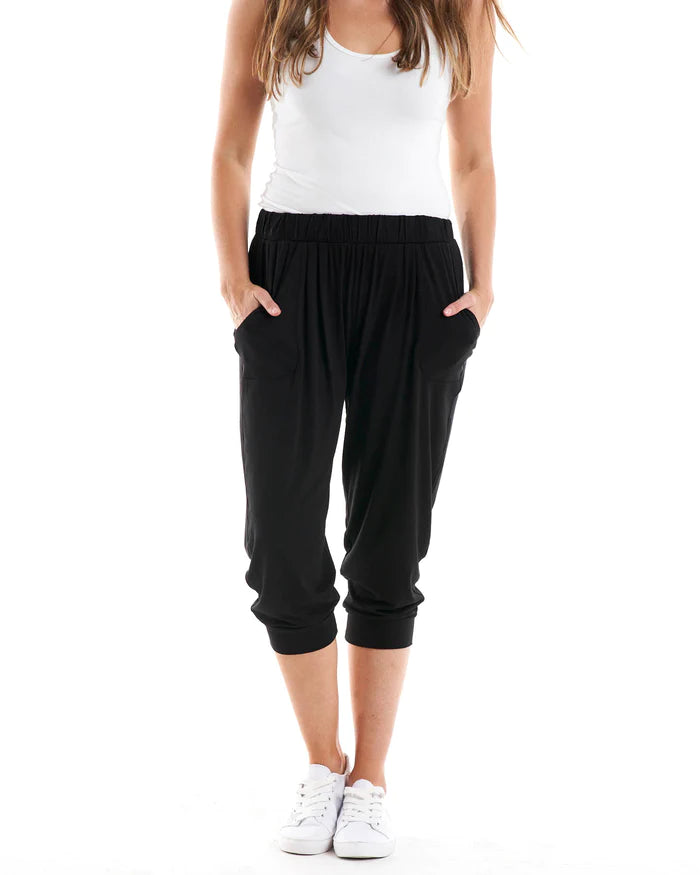 BETTY BASICS TOKYO 3/4 PANT - BLACK