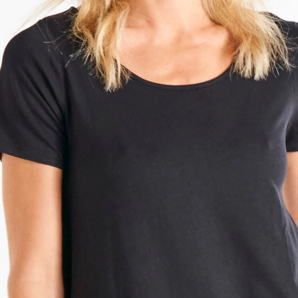 BETTY BASICS HOLLAND TEE