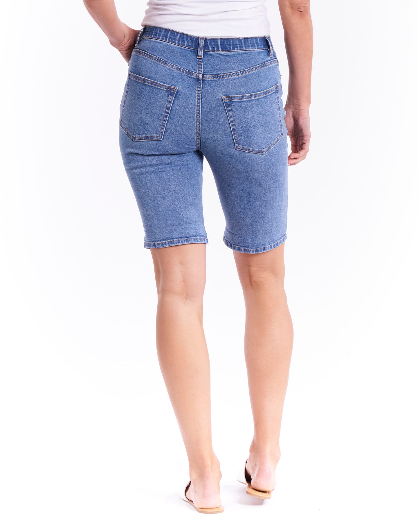 BETTY BASICS BONNIE BERMUDA - DENIM