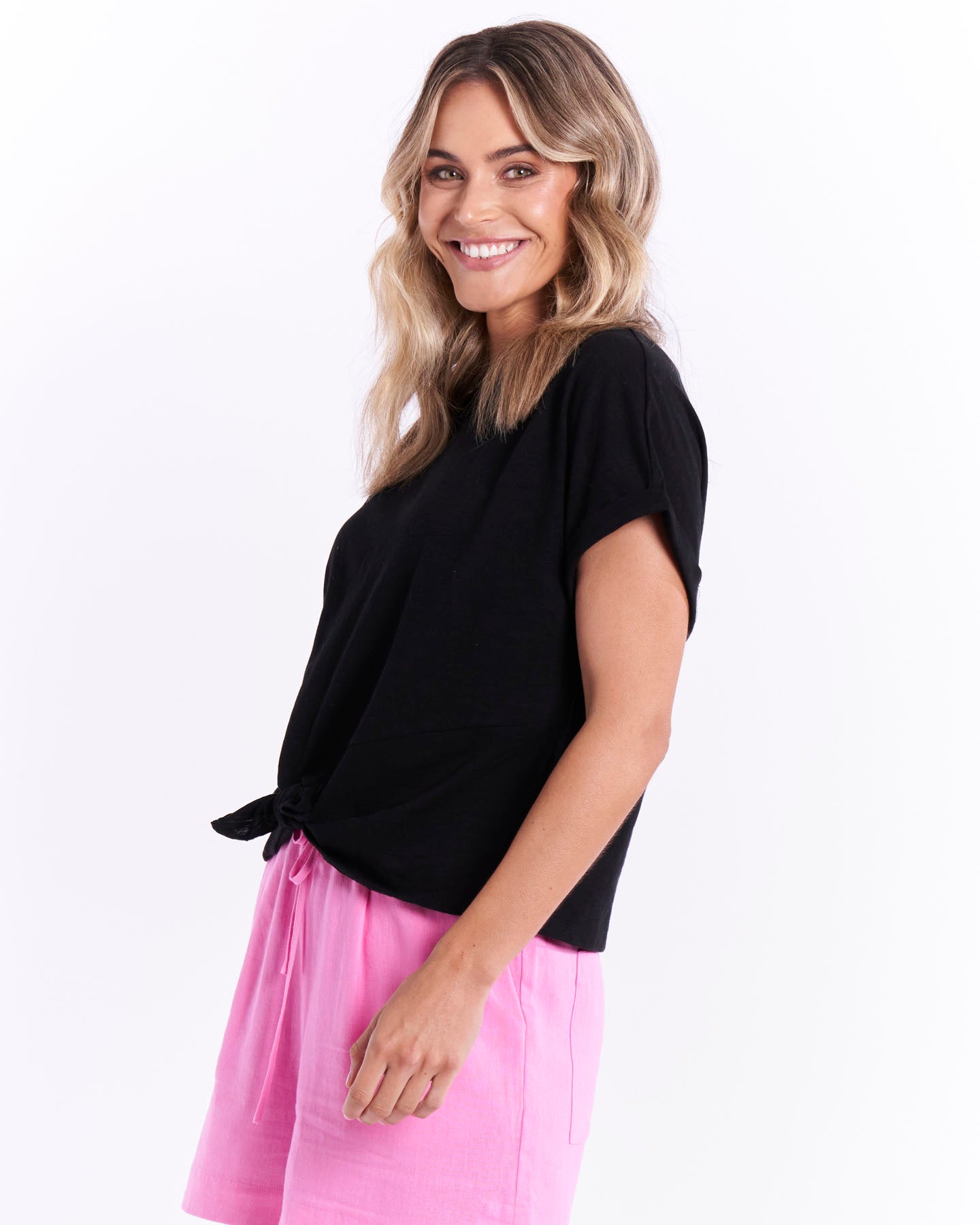 BETTY BASICS LONDON TEE -