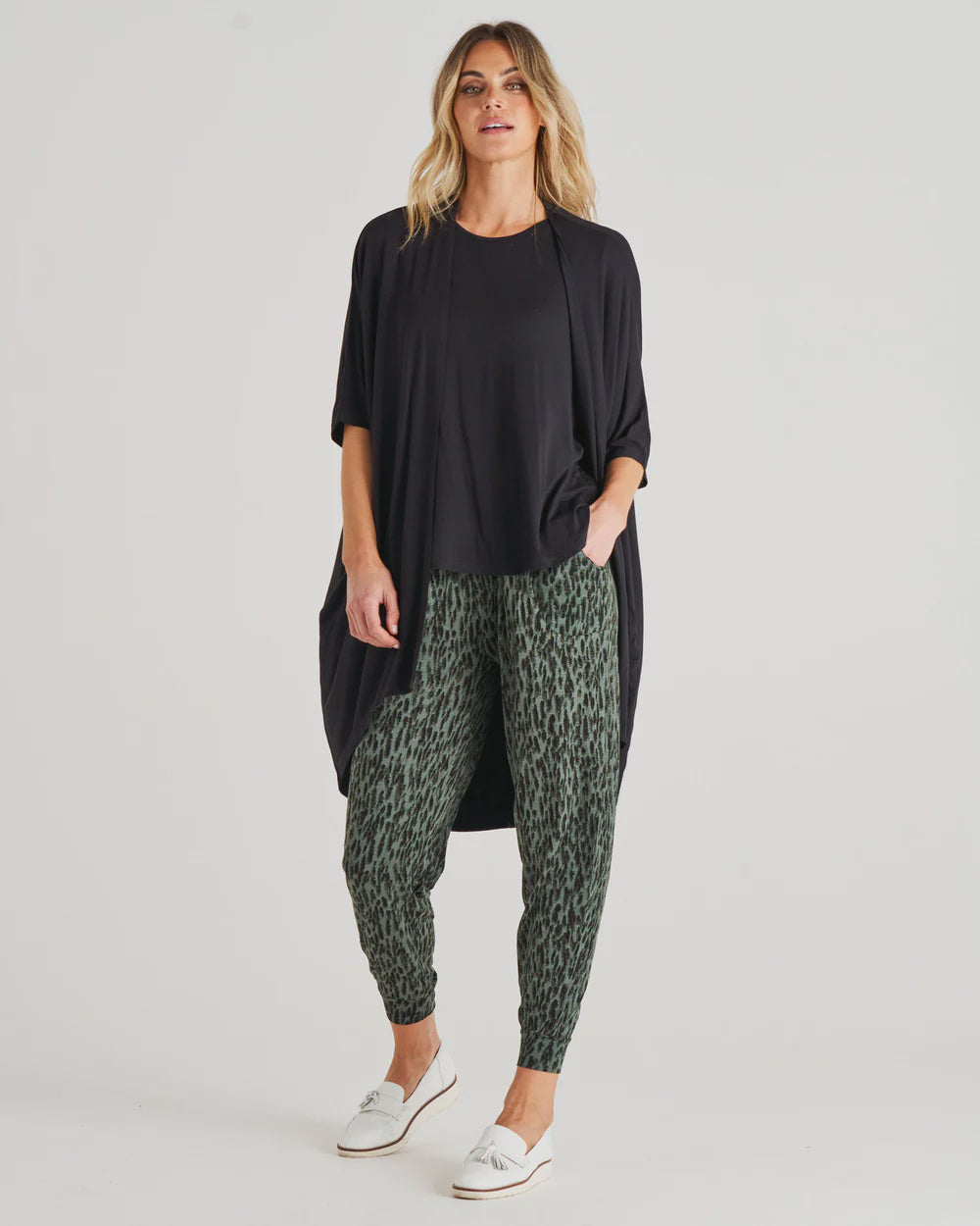 BETTY BASICS MAGNOLIA CARDIGAN