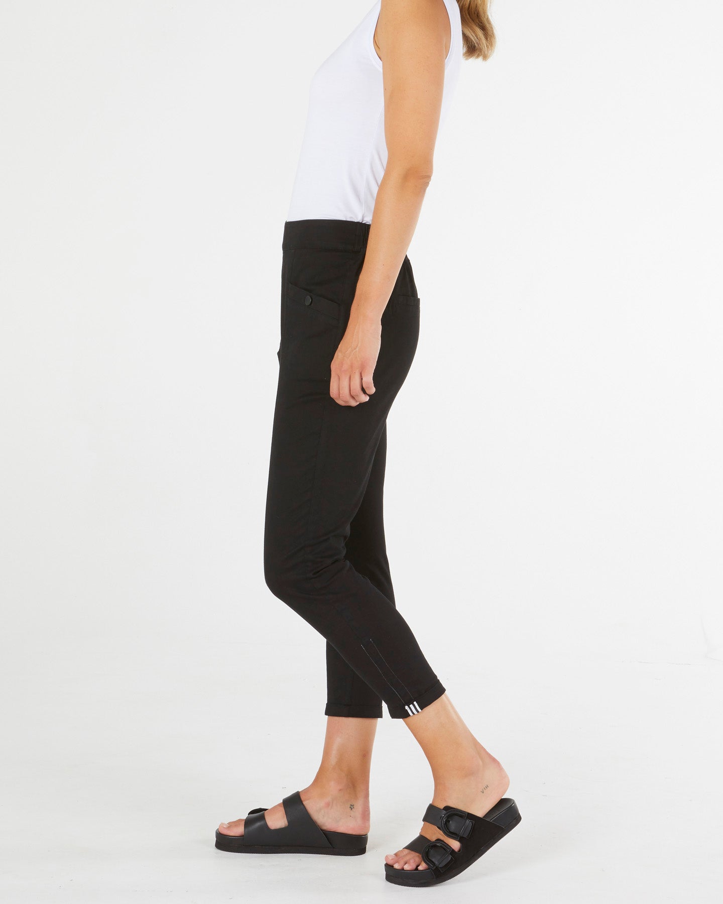 BETTY BASICS CHICAGO PANT - BLACK