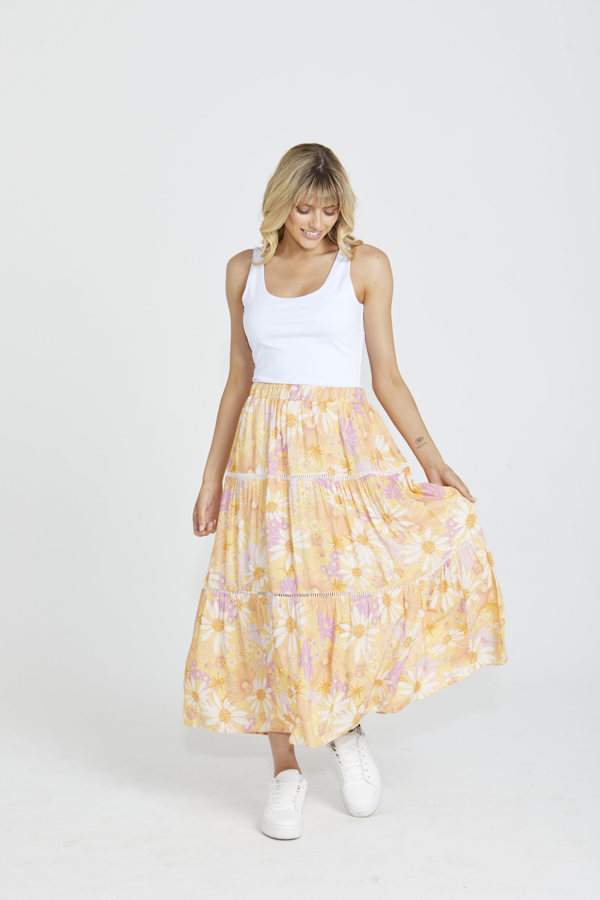 SASS MONTANA TIERED SKIRT- TROPICAL FLORAL